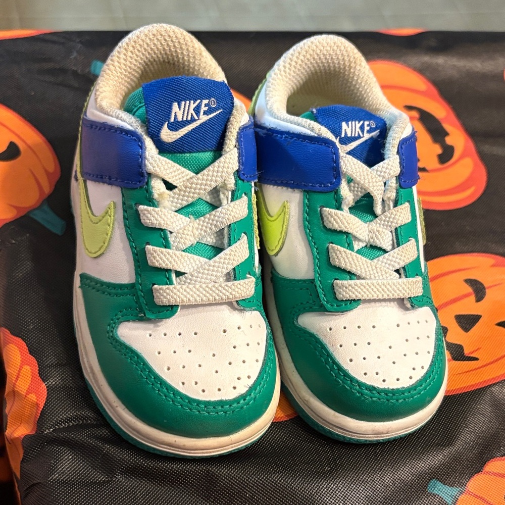 Nike Kids Sneakers in Green, Blue, and White